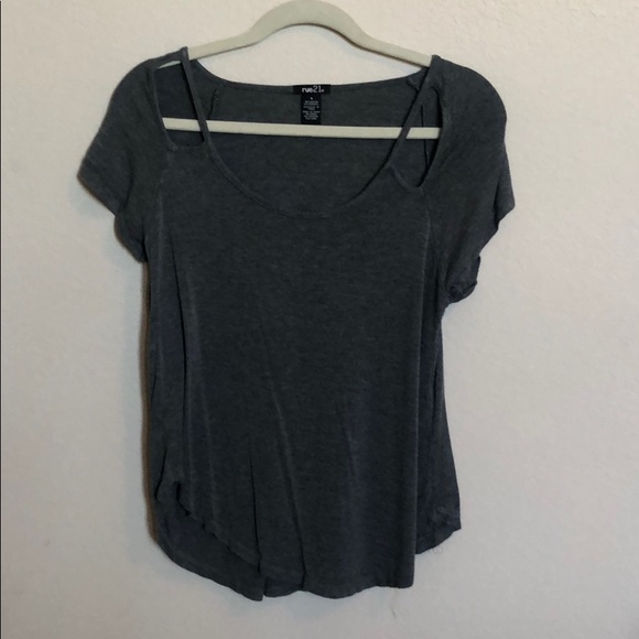 T-Shirt - Picture 1 of 1